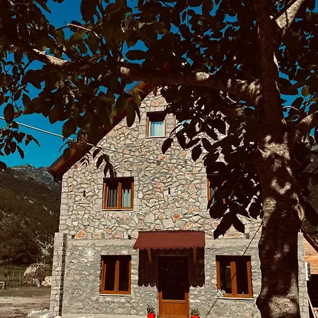 Vila Shkalla Theth Exterior photo