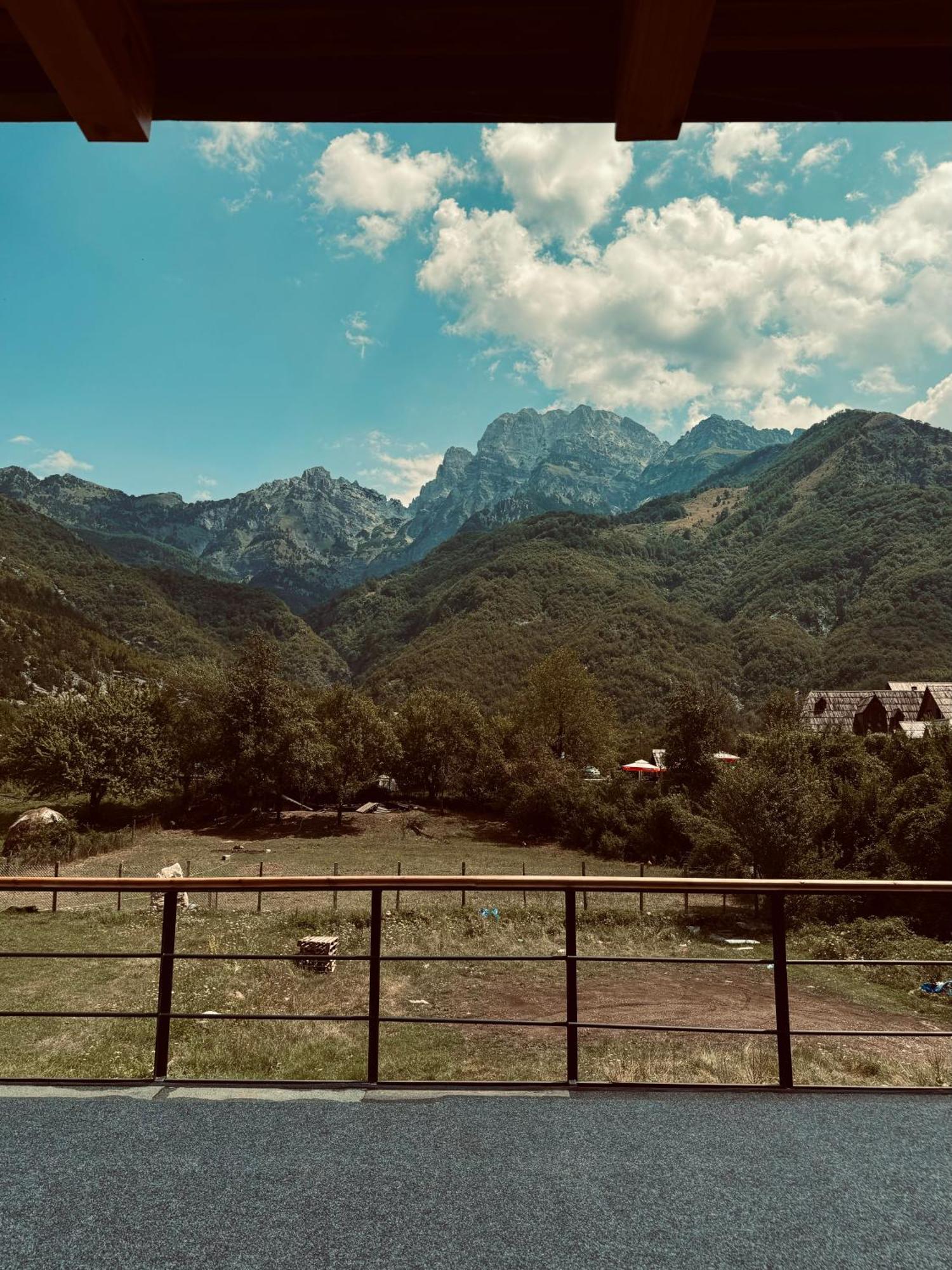 Shkalla Apartament *