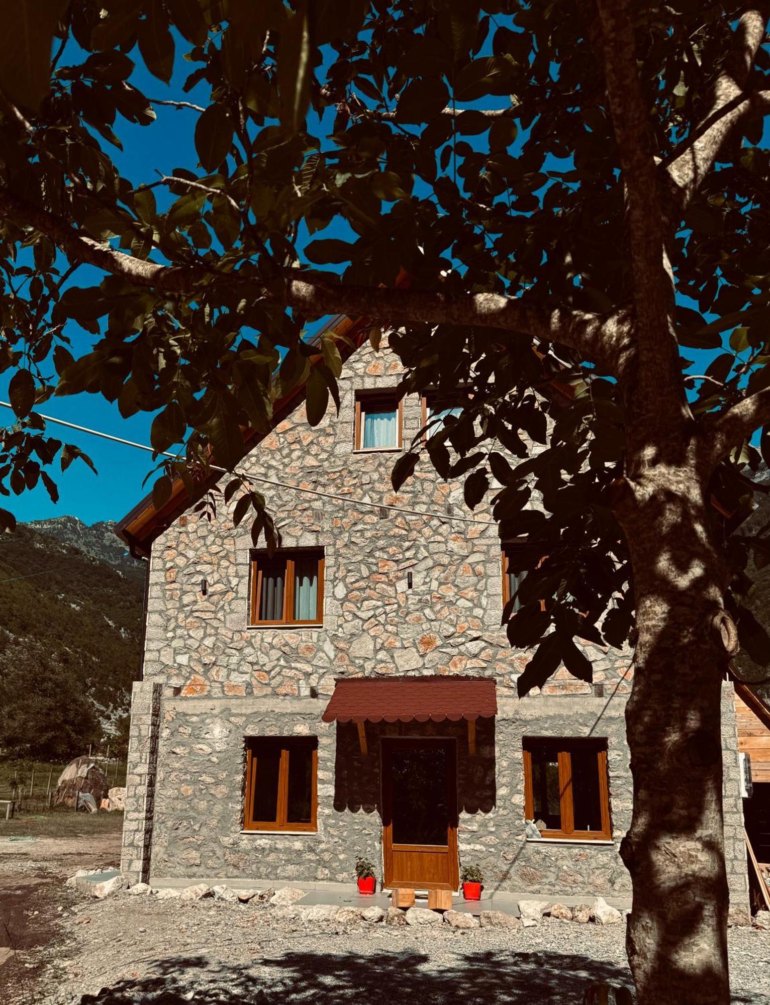 Shkalla Apartament Theth